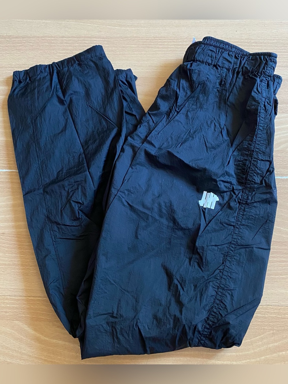 UNDEFEATED Black Nylon Drawstring Warm-up Jogger Track Pants Size Small